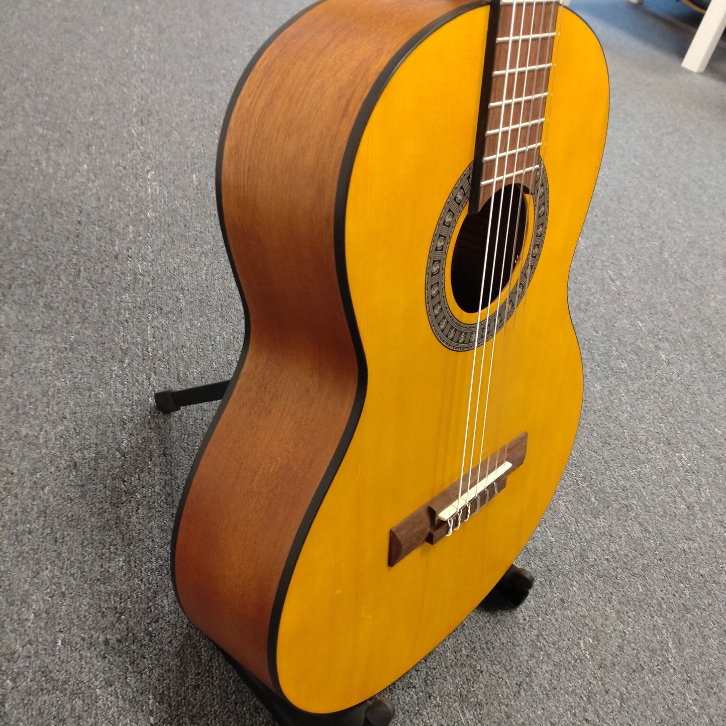 Ibanez GA2-OAM 3