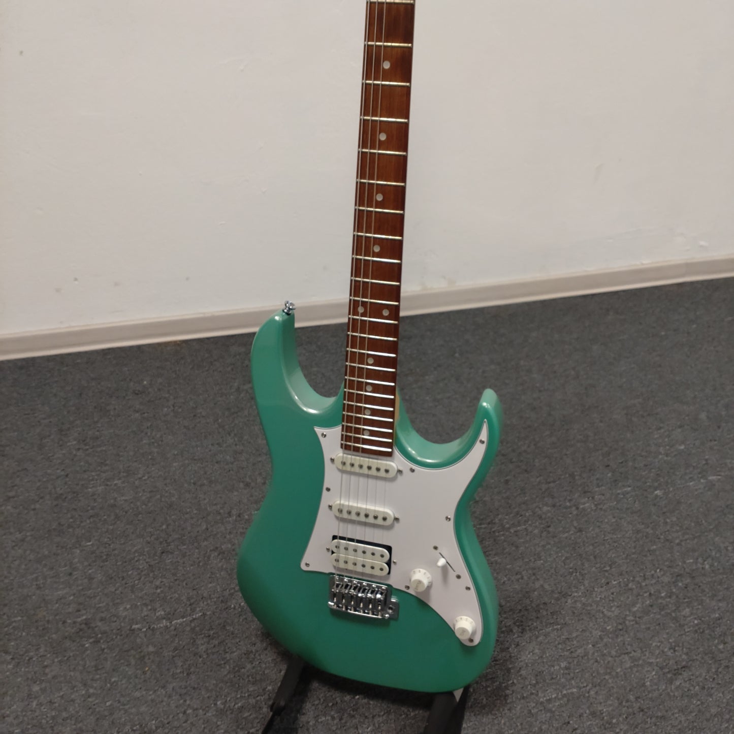 Ibanez GRX40-MGN